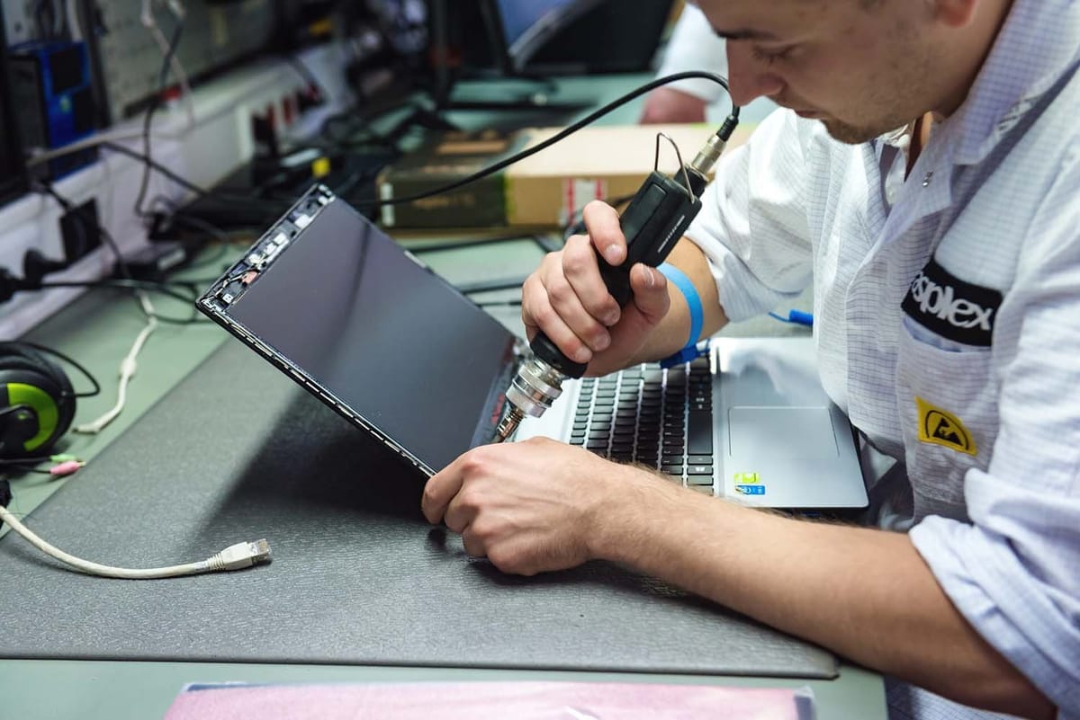 Jaki jest poziom CX na rynku napraw elektroniki użytkowej w Polsce?