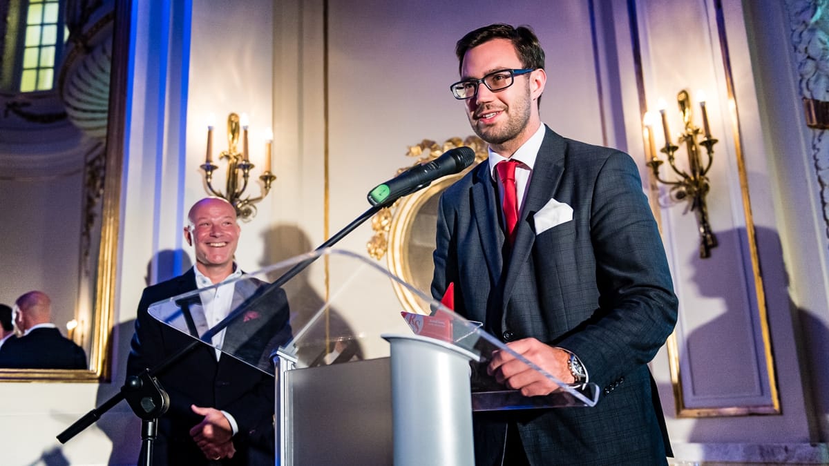 Andrzej burgs, Sygnis