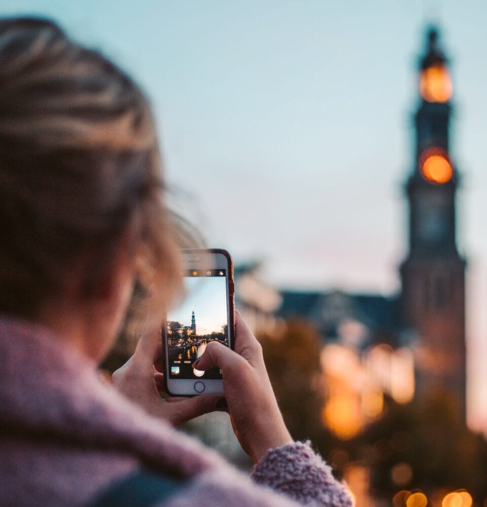 Kierunek - urlop. Jak ustawić wysoką ekspozycję… na prywatność zdjęć?