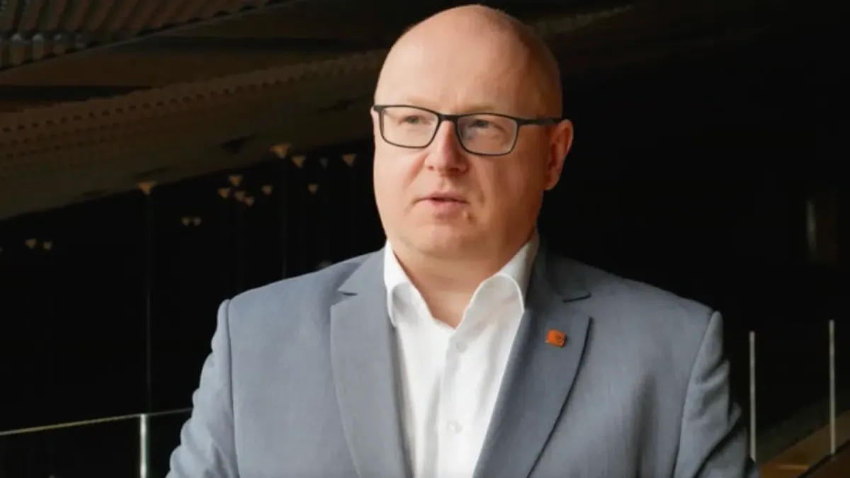 Sławomir Soczyński, Ailleron