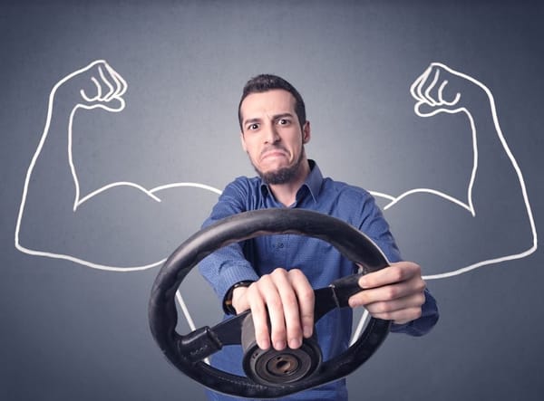 Cena czy zakres? Jak mądrze oszczędzać na ubezpieczeniach komunikacyjnych?