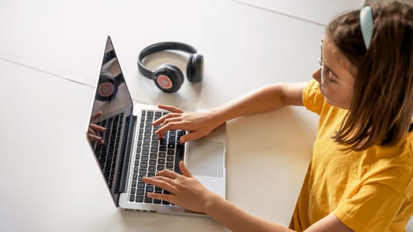 dzieci, technologia, edukacja, związek cyfrowa polska