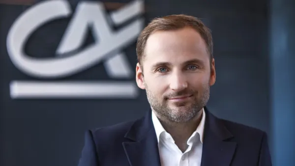 Daniel Trzaskowski, Carefleet