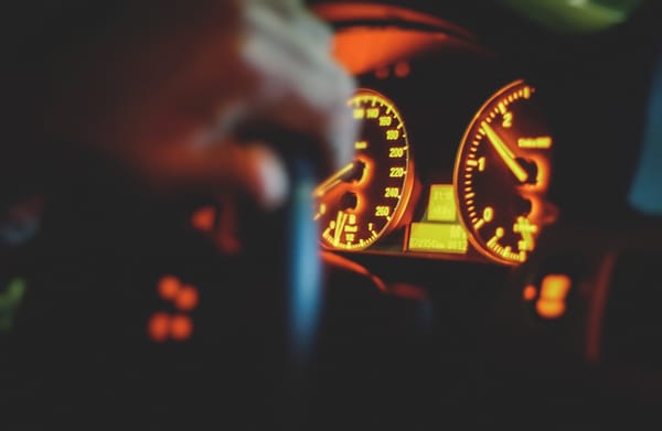 samochód, auto, motoryzacja, kontrolka check engine