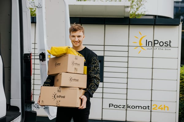 Paczkomat® dla firm – jak uprościć logistykę i zyskać czas